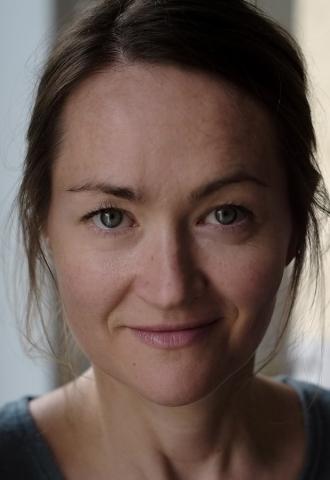 LESUNG mit KATERINA POLADJAN in der Lesereihe BÖLL & HOFSTÄTTER in der Stiftung Demokratie Saarland und "ERLESEN"